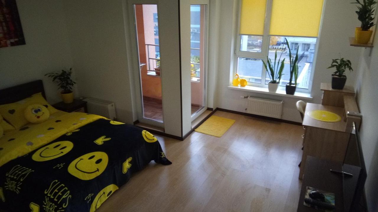 Positive Smile Studio Apartment In The Colorful Comfort Town Residental Complex. Kt-06. Kiew Exterior foto