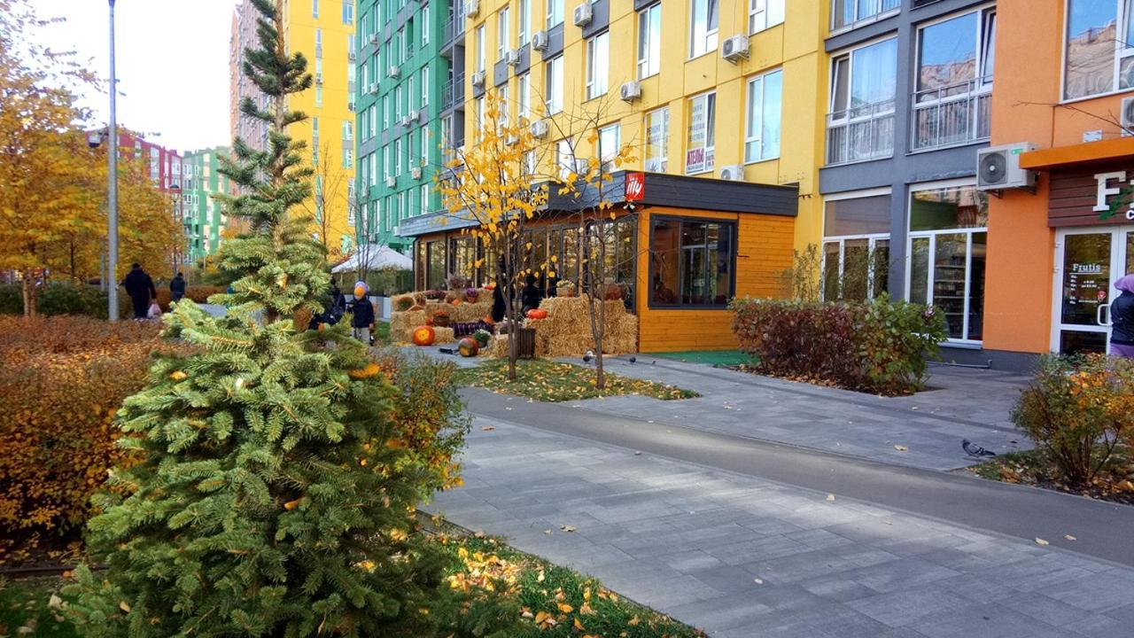 Positive Smile Studio Apartment In The Colorful Comfort Town Residental Complex. Kt-06. Kiew Exterior foto